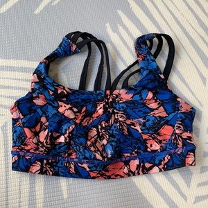 Lululemon sports bra, size 4